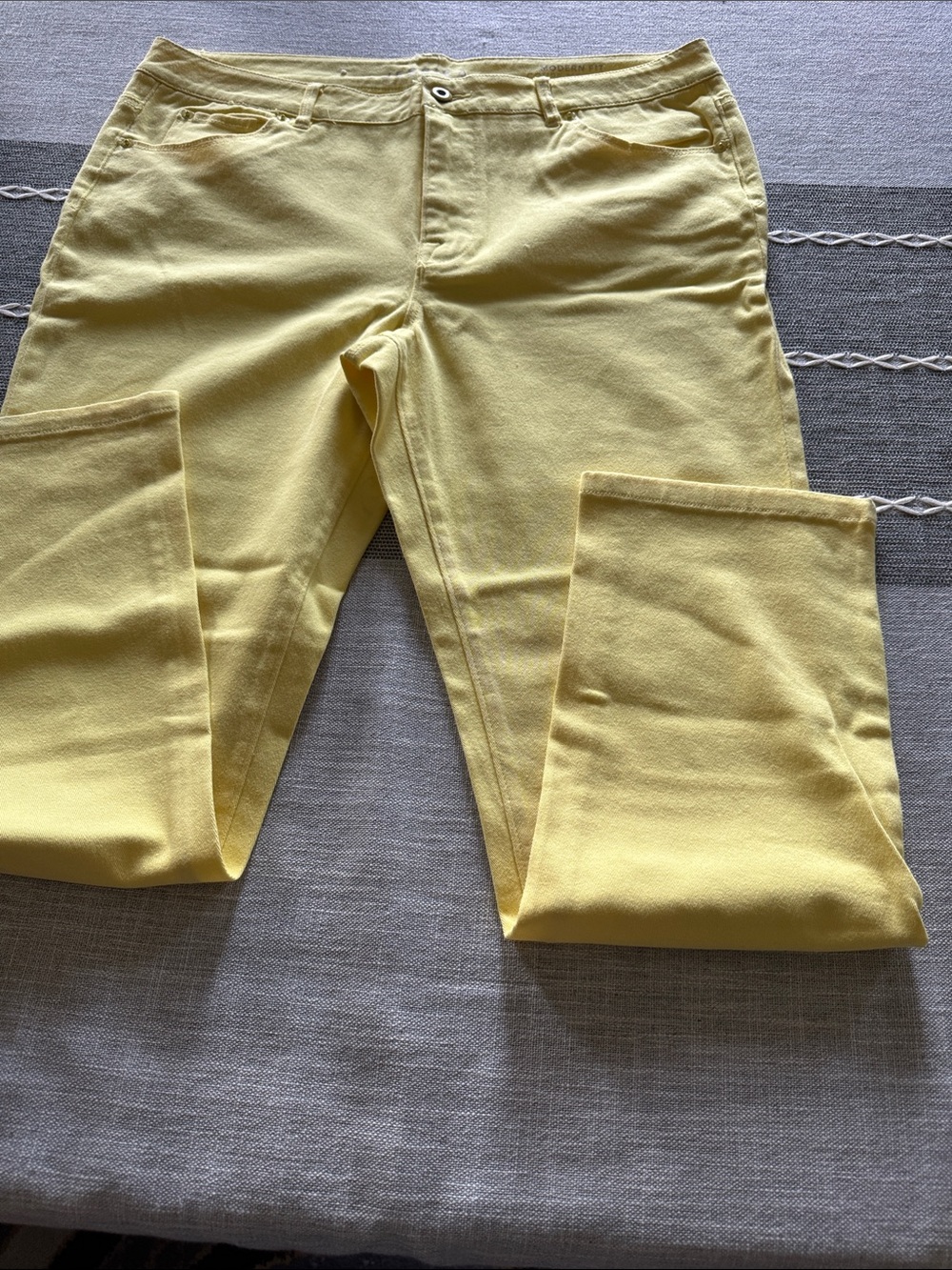 Jessica Women's Bright Yellow Skinny Jeans